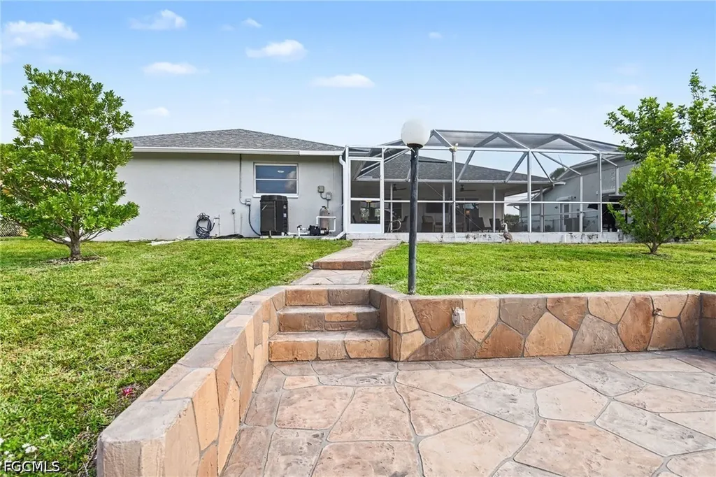 136 SE 5th Street Cape Coral FL 33990