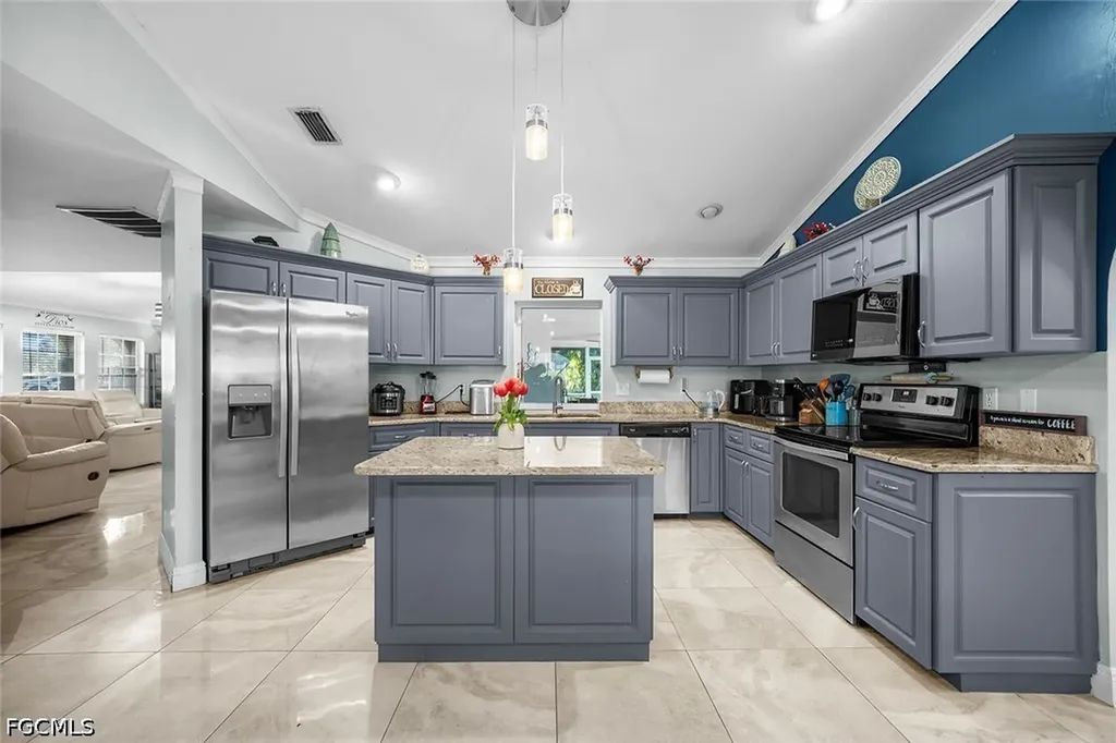 17250 Caloosa Trace Circle Fort Myers FL 33967