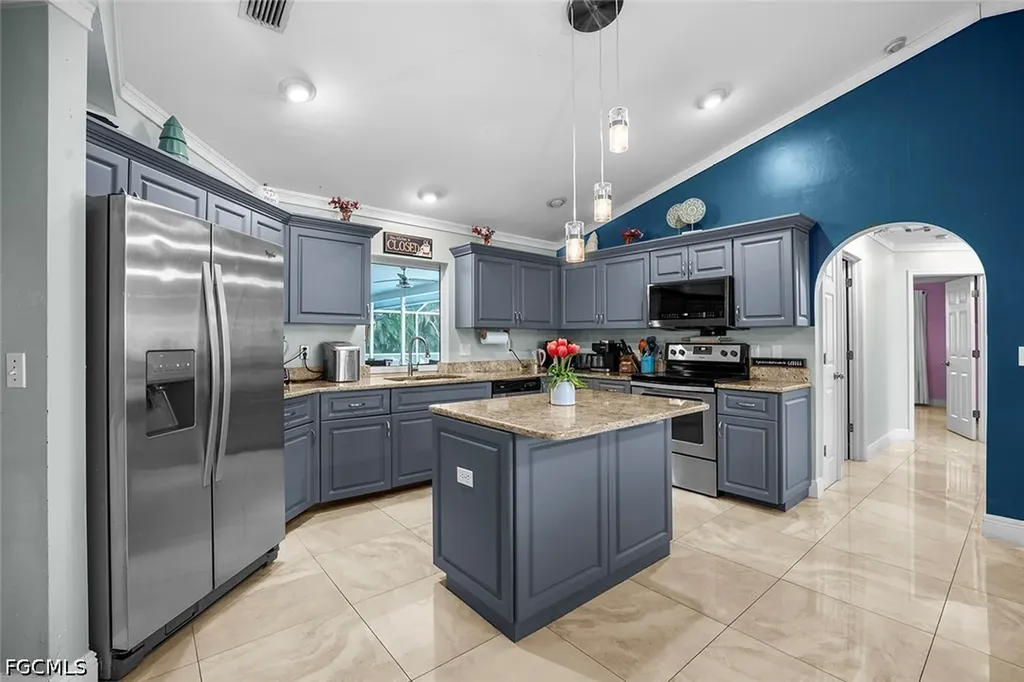 17250 Caloosa Trace Circle Fort Myers FL 33967