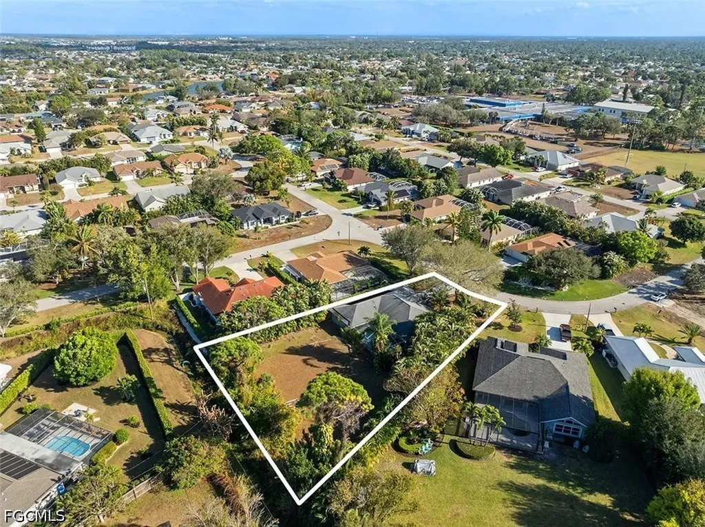 17250 Caloosa Trace Circle Fort Myers FL 33967