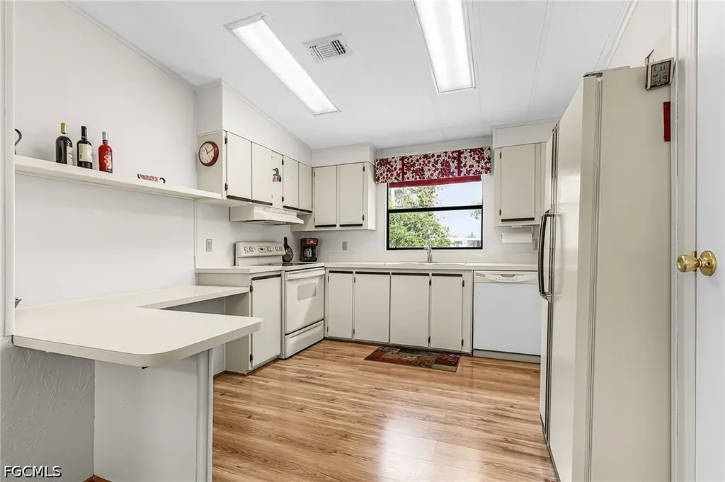 5 Erica Street Alva FL 33920
