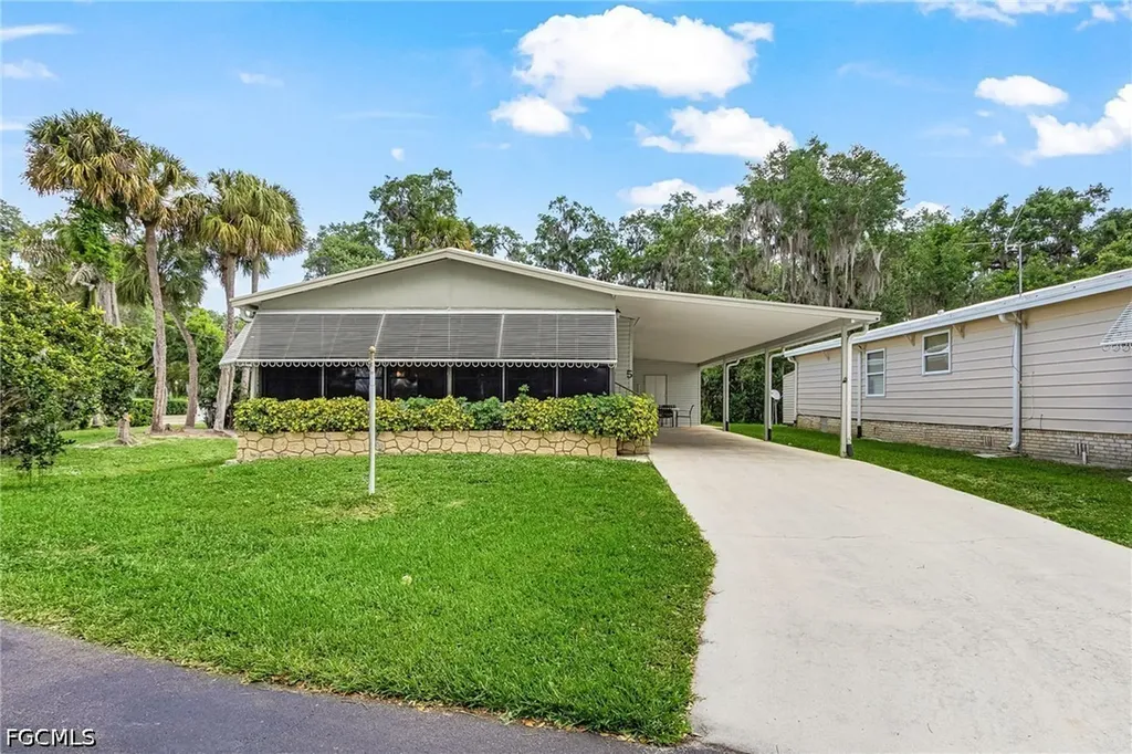 5 Erica Street Alva FL 33920