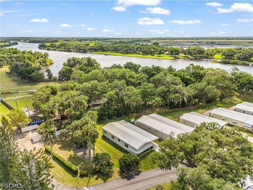 5 Erica Street Alva FL 33920