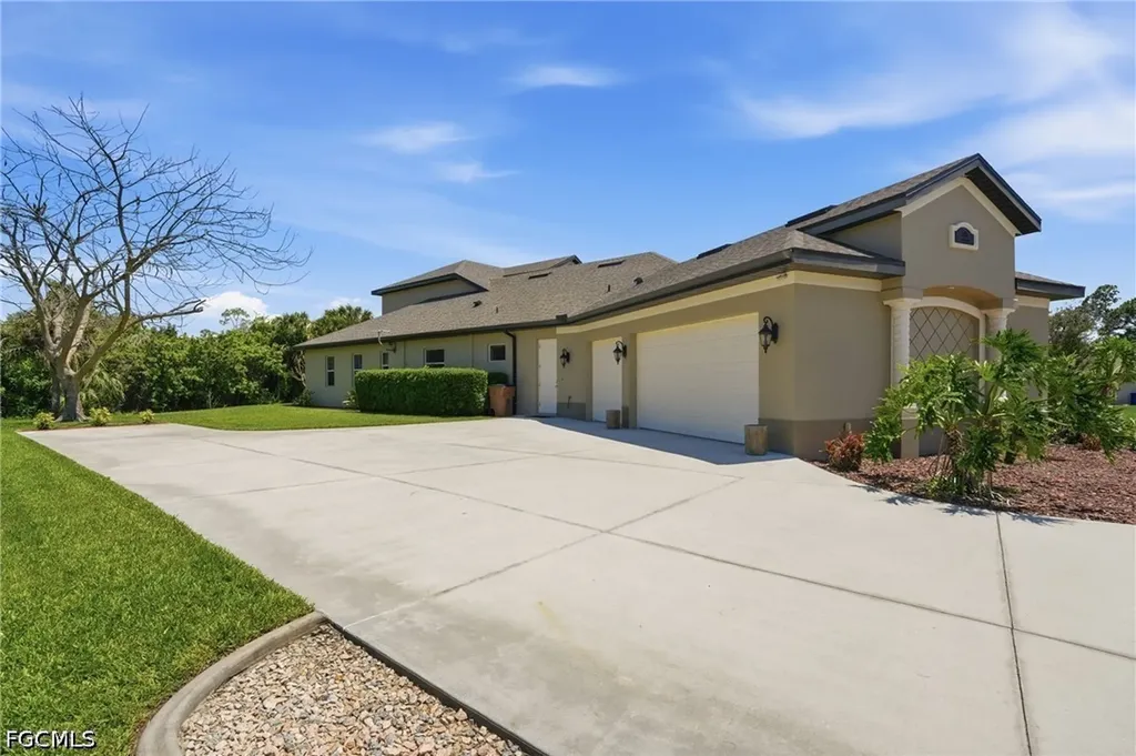 514 Fifth Avenue Lehigh Acres FL 33972