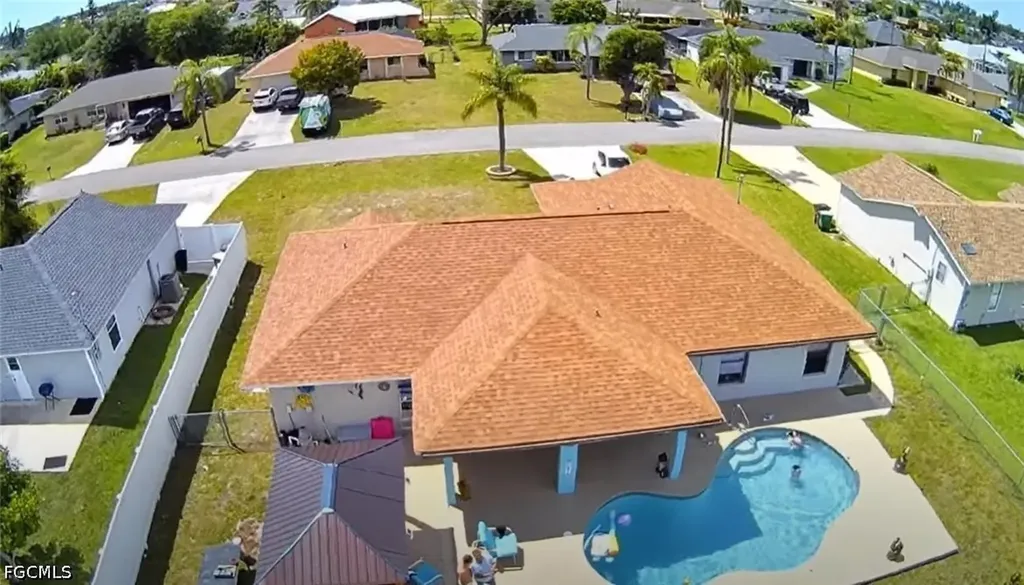 1319 SW 10th Place Cape Coral FL 33991