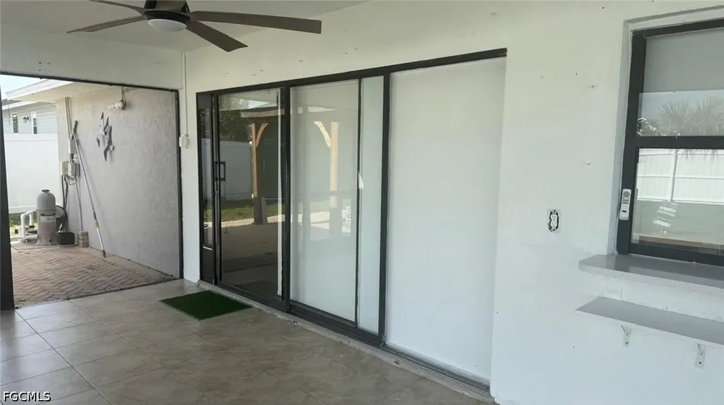 1319 SW 10th Place Cape Coral FL 33991