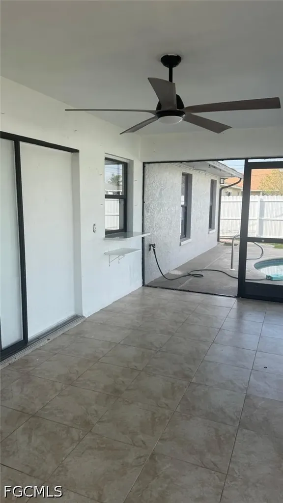 1319 SW 10th Place Cape Coral FL 33991