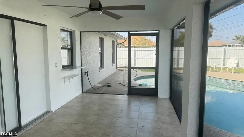 1319 SW 10th Place Cape Coral FL 33991
