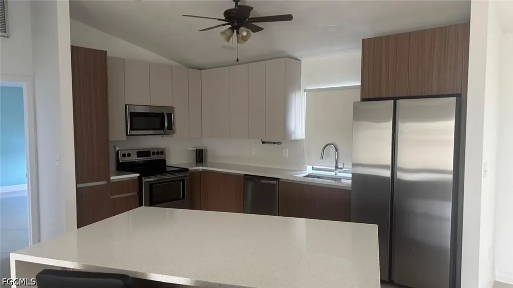 1319 SW 10th Place Cape Coral FL 33991