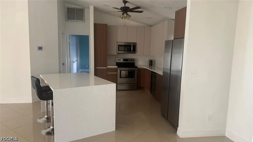1319 SW 10th Place Cape Coral FL 33991