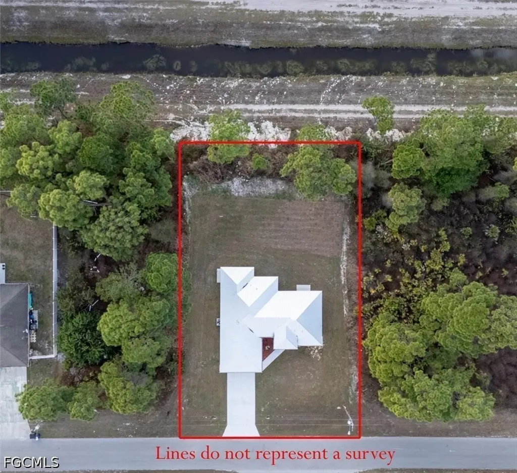 754 Genoa Avenue S Lehigh Acres FL 33974