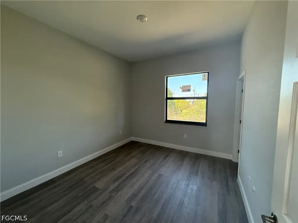 332/334 Gilbert Avenue S Lehigh Acres FL 33973