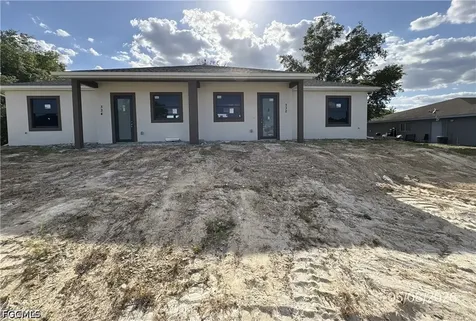 332/334 Gilbert Avenue S Lehigh Acres FL 33973