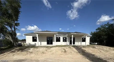 332/334 Gilbert Avenue S Lehigh Acres FL 33973
