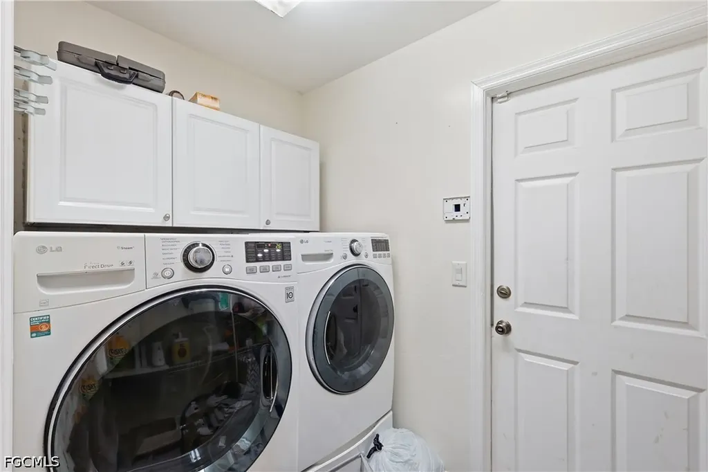 1818 NE 2nd Street Cape Coral FL 33909