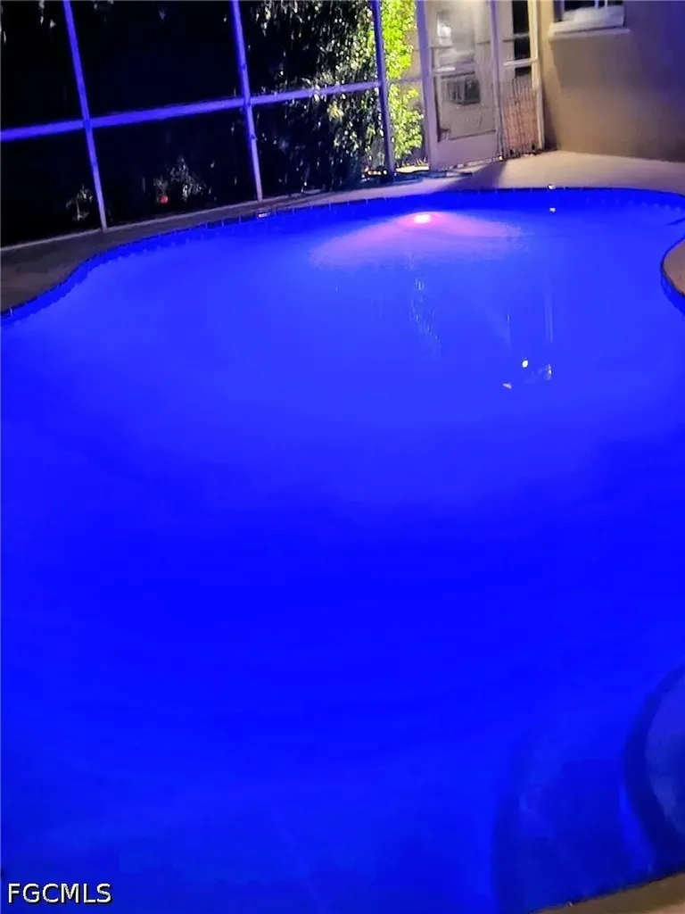 1818 NE 2nd Street Cape Coral FL 33909