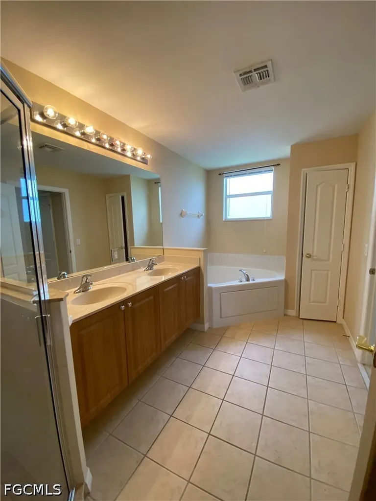 2677 Blue Cypress Lake Court Cape Coral FL 33909
