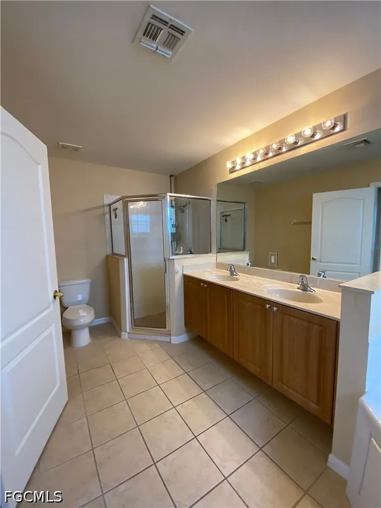 2677 Blue Cypress Lake Court Cape Coral FL 33909