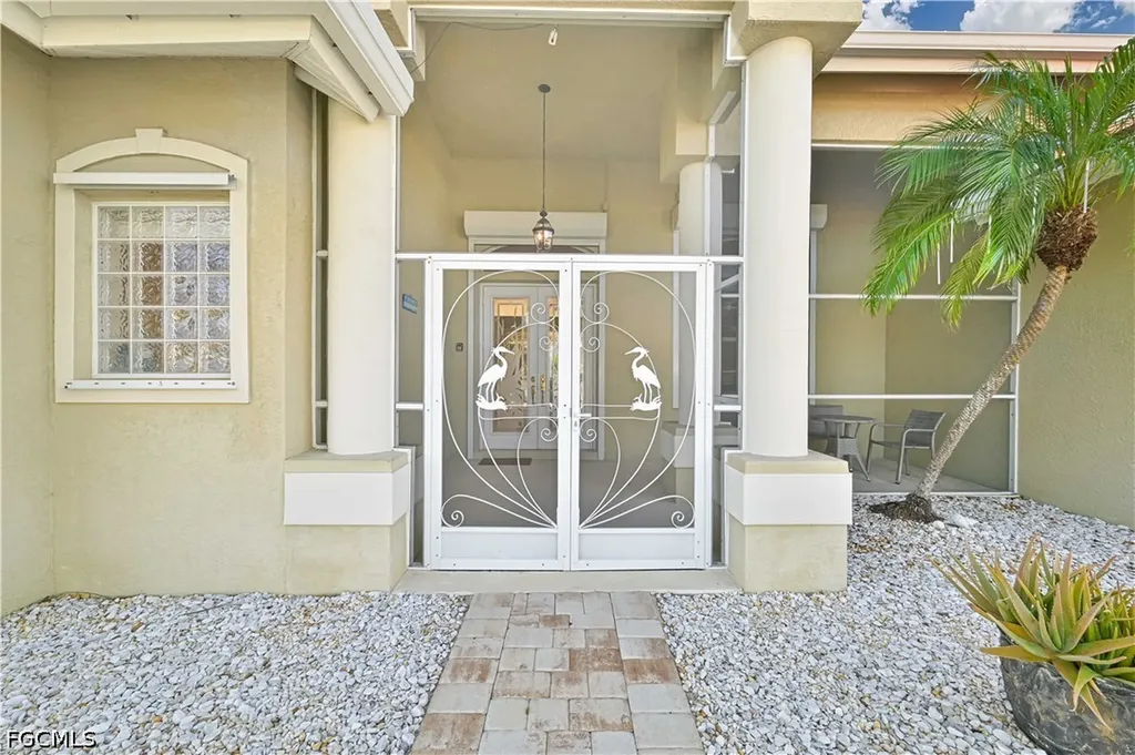 2010 SE 18th Avenue Cape Coral FL 33990
