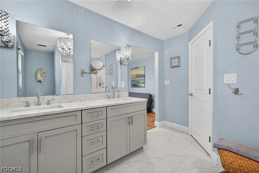 1229 El Dorado Parkway E Cape Coral FL 33904
