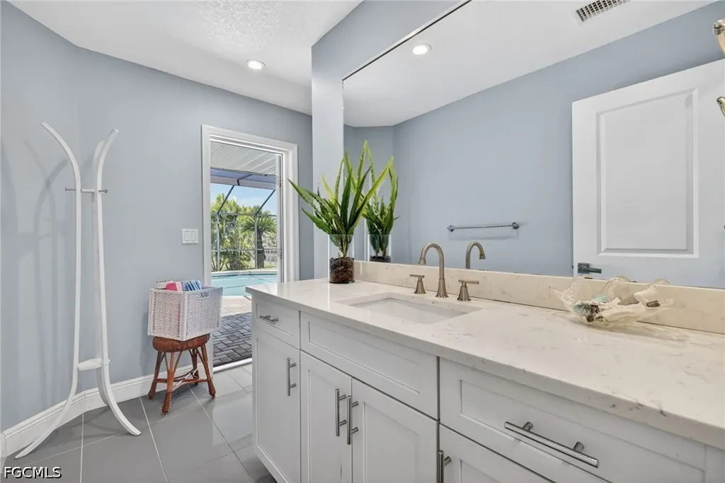 1229 El Dorado Parkway E Cape Coral FL 33904