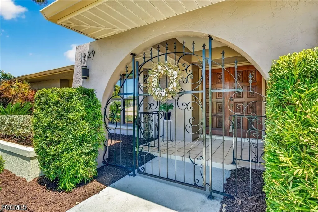 1229 El Dorado Parkway E Cape Coral FL 33904