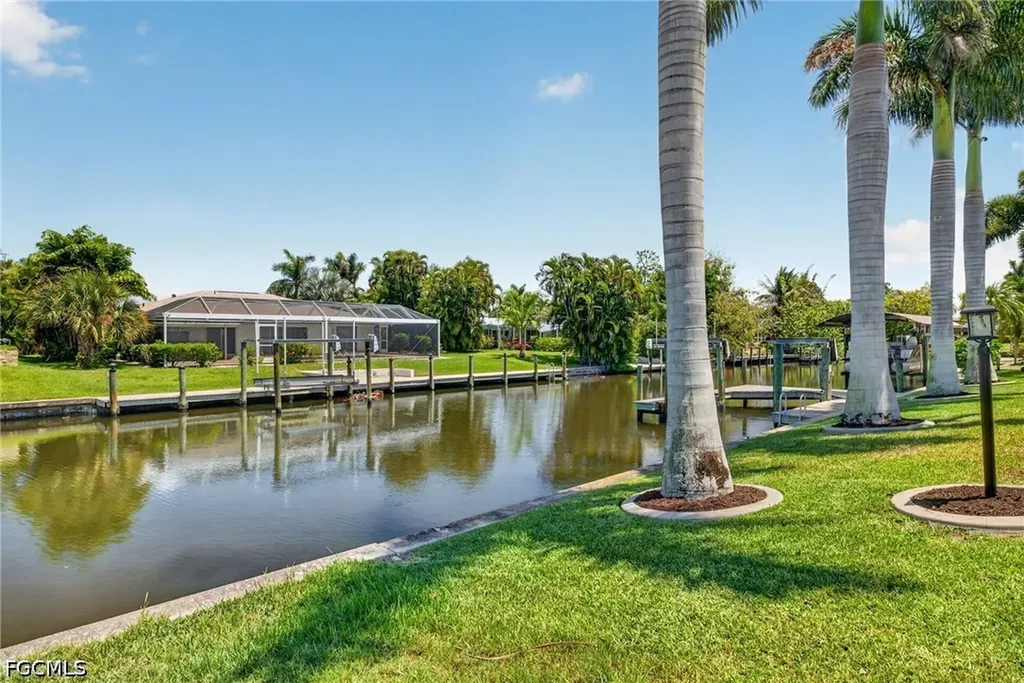 1229 El Dorado Parkway E Cape Coral FL 33904