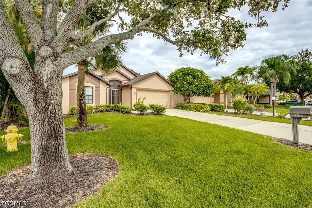 15472 Admiralty Circle North Fort Myers FL 33917