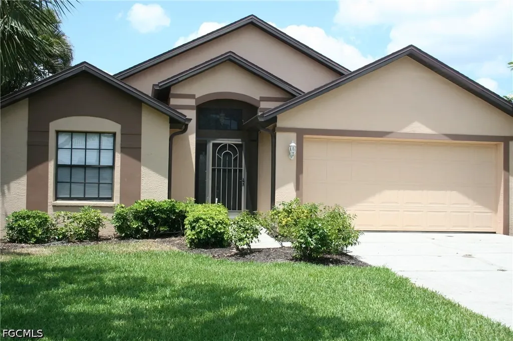 15472 Admiralty Circle North Fort Myers FL 33917