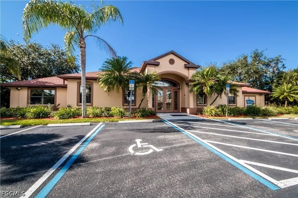 15472 Admiralty Circle North Fort Myers FL 33917