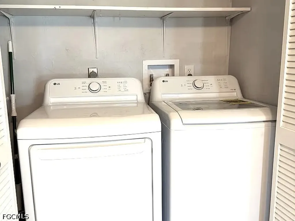 4728 Orange Grove Boulevard North Fort Myers FL 33903