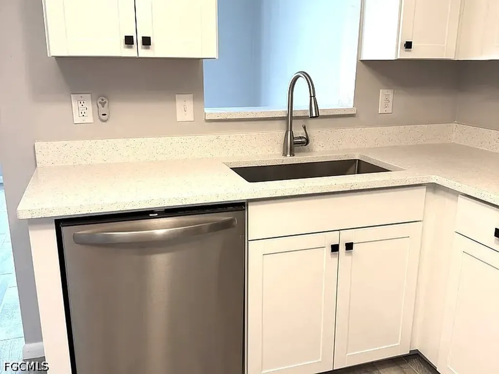 4728 Orange Grove Boulevard North Fort Myers FL 33903