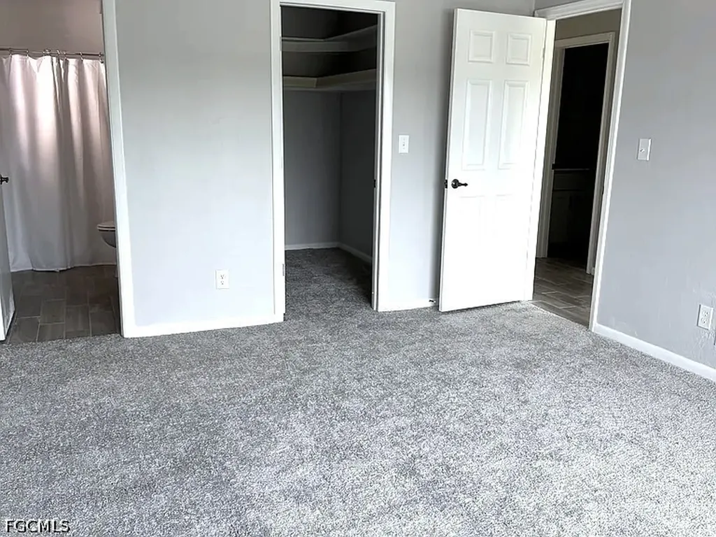 4728 Orange Grove Boulevard North Fort Myers FL 33903