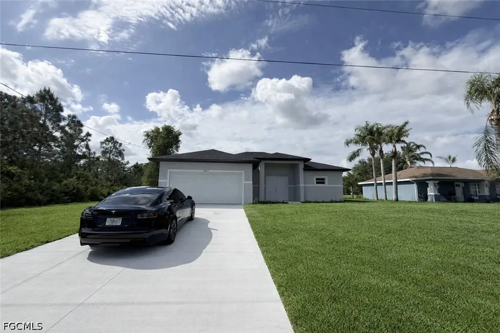 2809 Darlene Place Lehigh Acres FL 33971