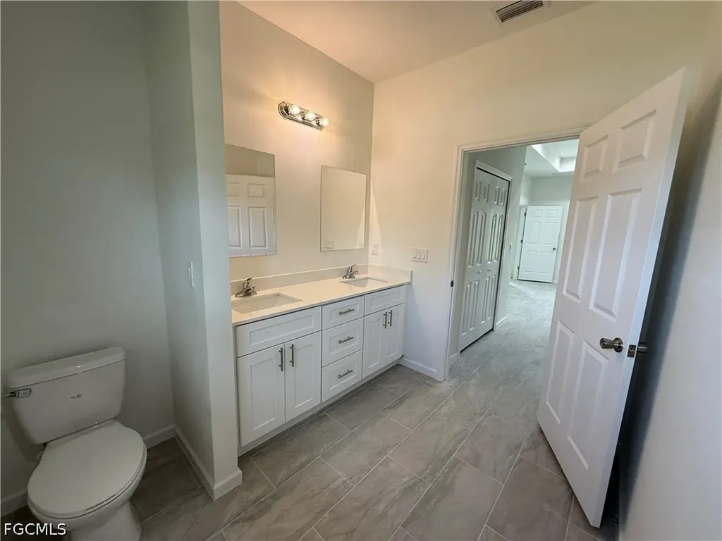 2809 Darlene Place Lehigh Acres FL 33971