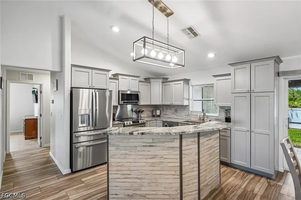 4317 NW 40th Terrace Cape Coral FL 33993