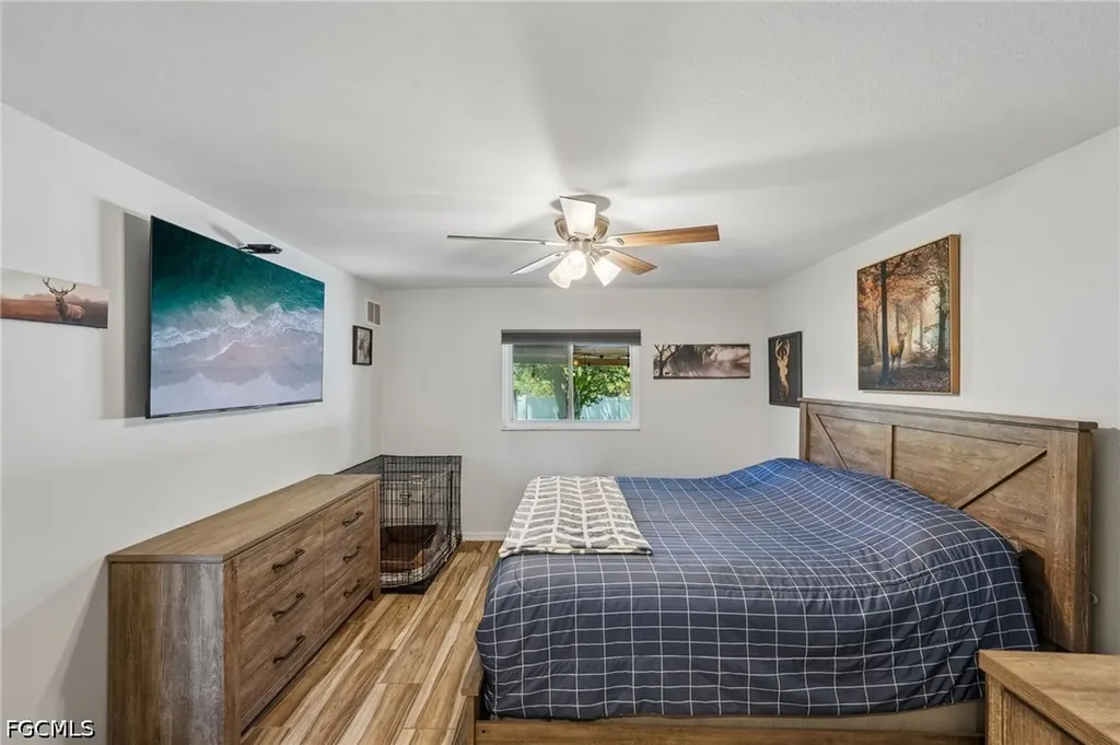 4317 NW 40th Terrace Cape Coral FL 33993