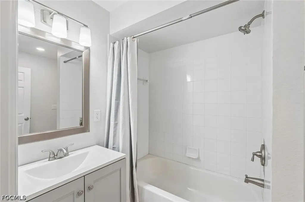4317 NW 40th Terrace Cape Coral FL 33993