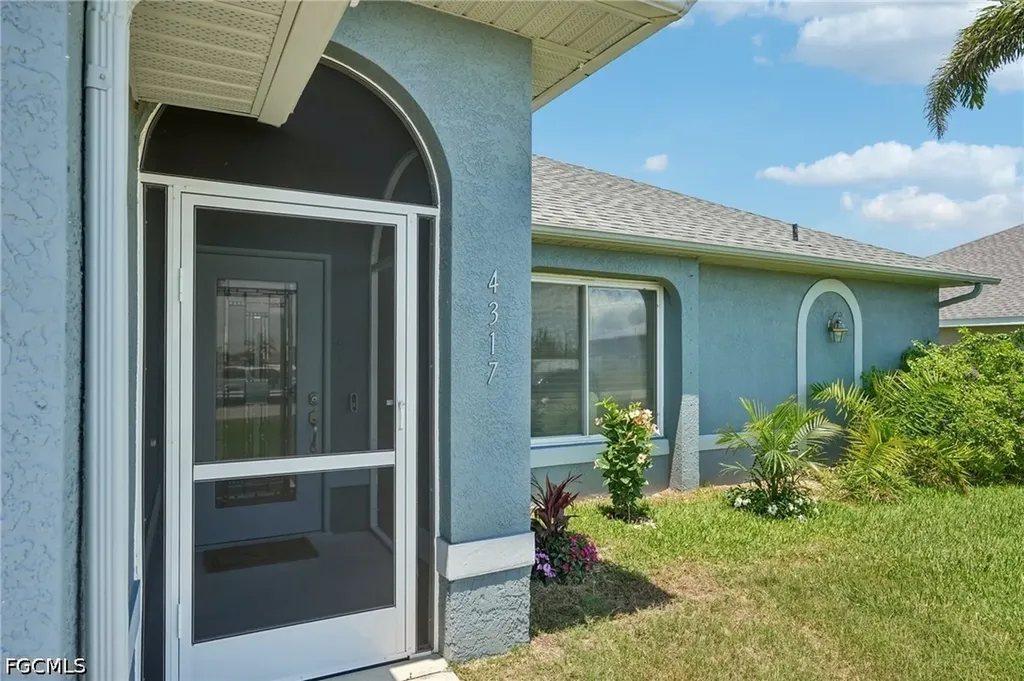 4317 NW 40th Terrace Cape Coral FL 33993