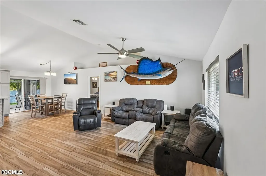 4317 NW 40th Terrace Cape Coral FL 33993