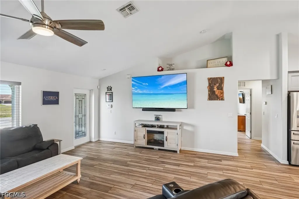 4317 NW 40th Terrace Cape Coral FL 33993
