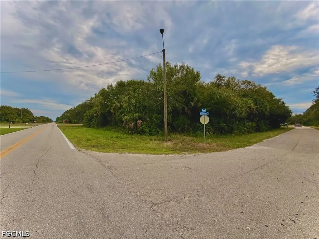 121 Bremen Avenue S Lehigh Acres FL 33974