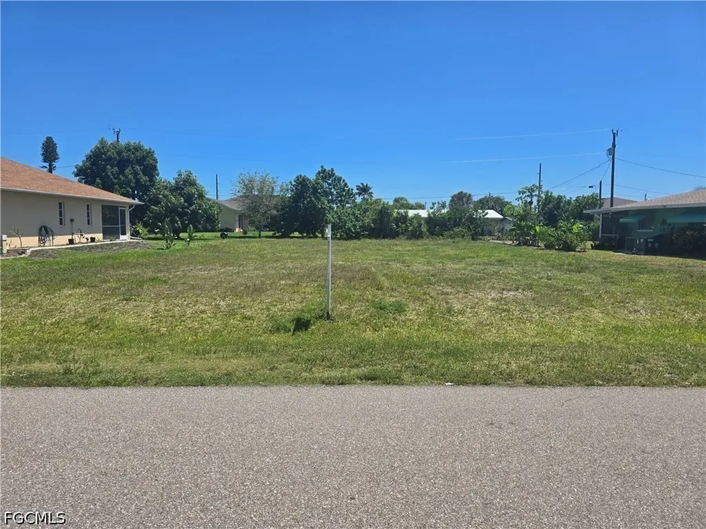 218 SE 47th Street Cape Coral FL 33904