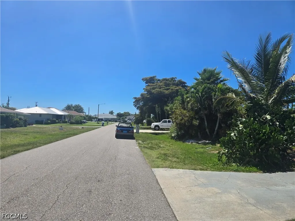 218 SE 47th Street Cape Coral FL 33904