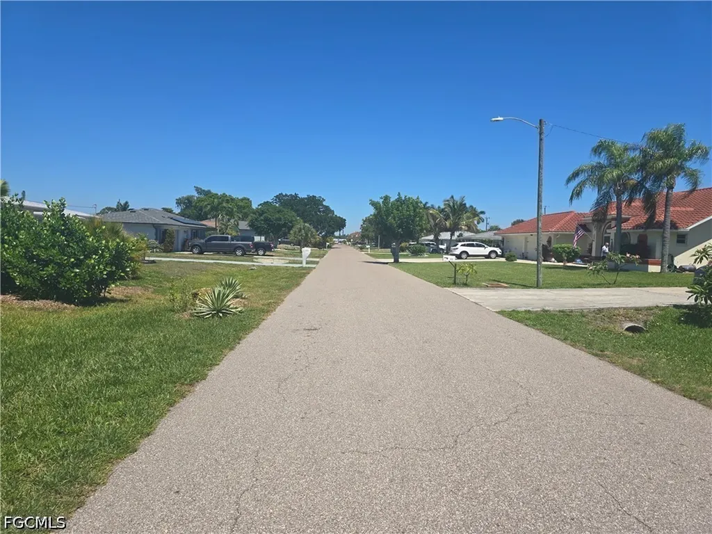218 SE 47th Street Cape Coral FL 33904