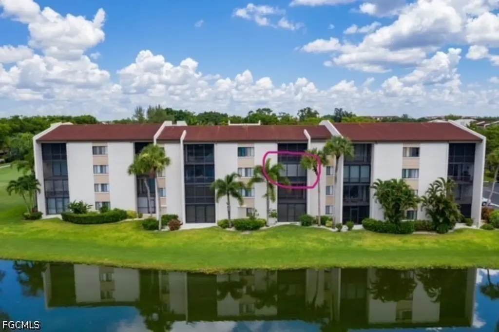 4585 Trawler Court Fort Myers FL 33919