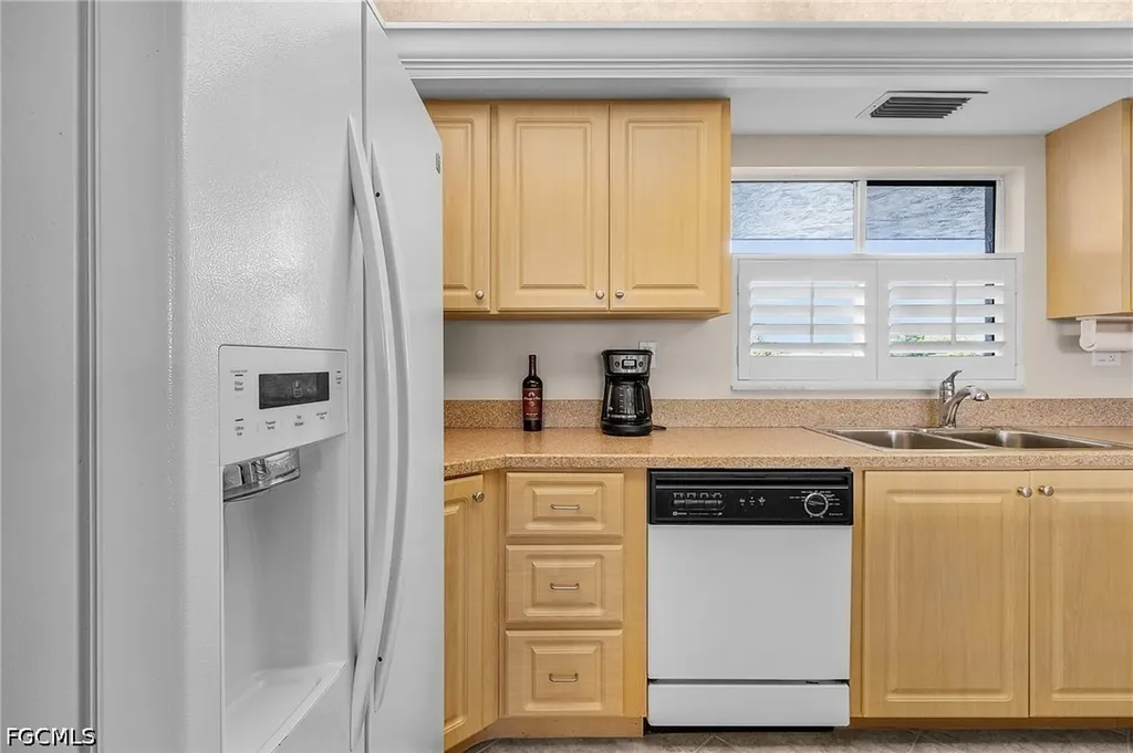 4585 Trawler Court Fort Myers FL 33919