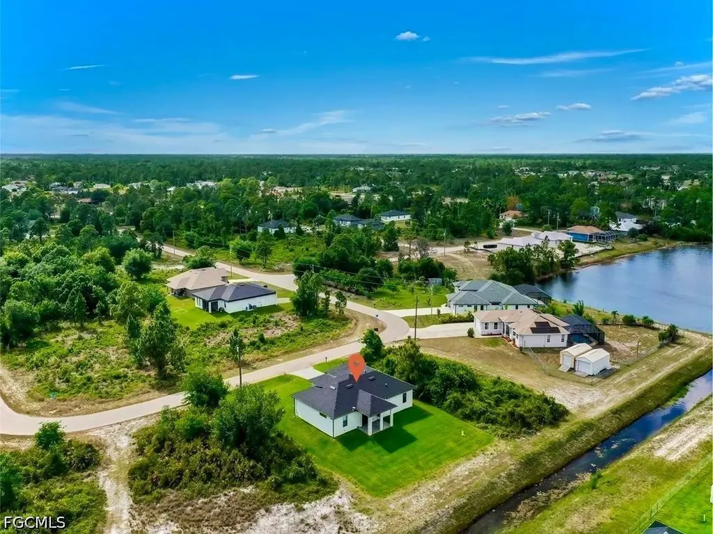 1023 Bank Avenue S Lehigh Acres FL 33974