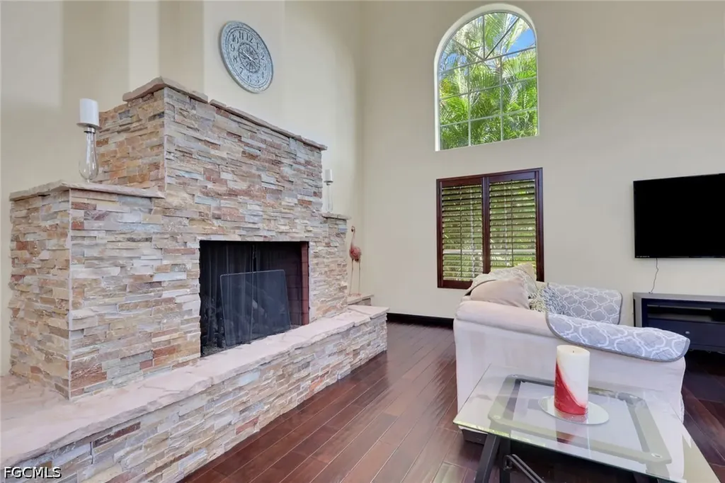 2146 SE 18th Avenue Cape Coral FL 33990