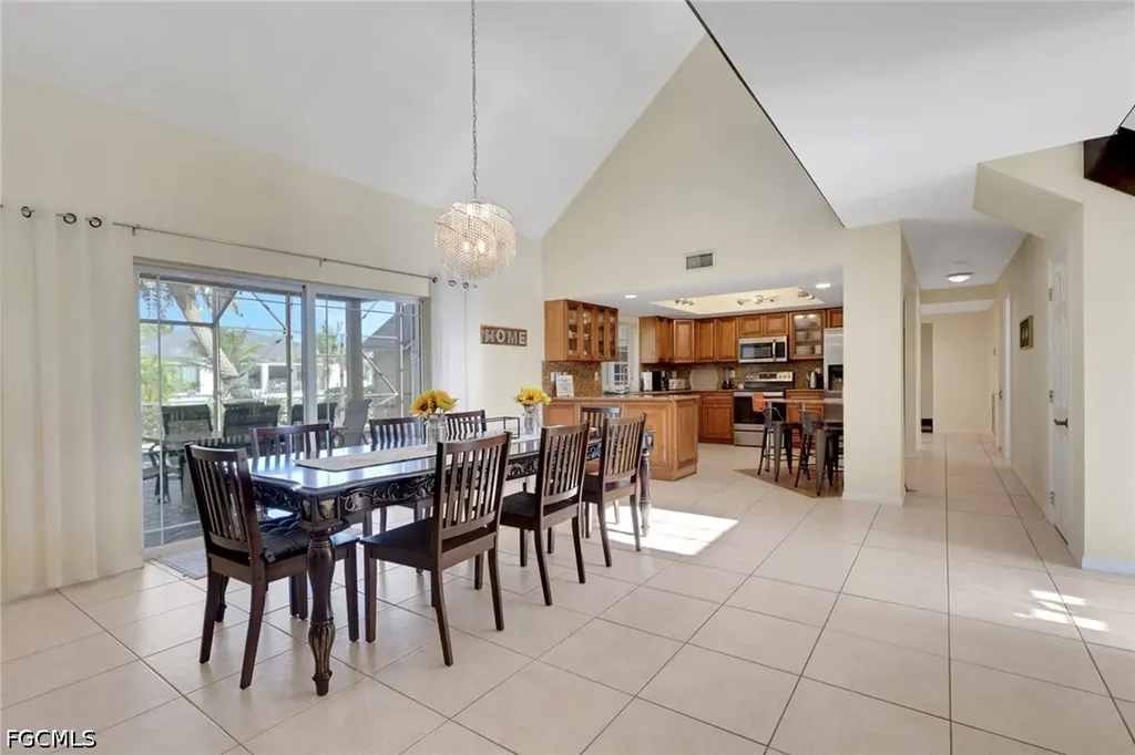 2146 SE 18th Avenue Cape Coral FL 33990